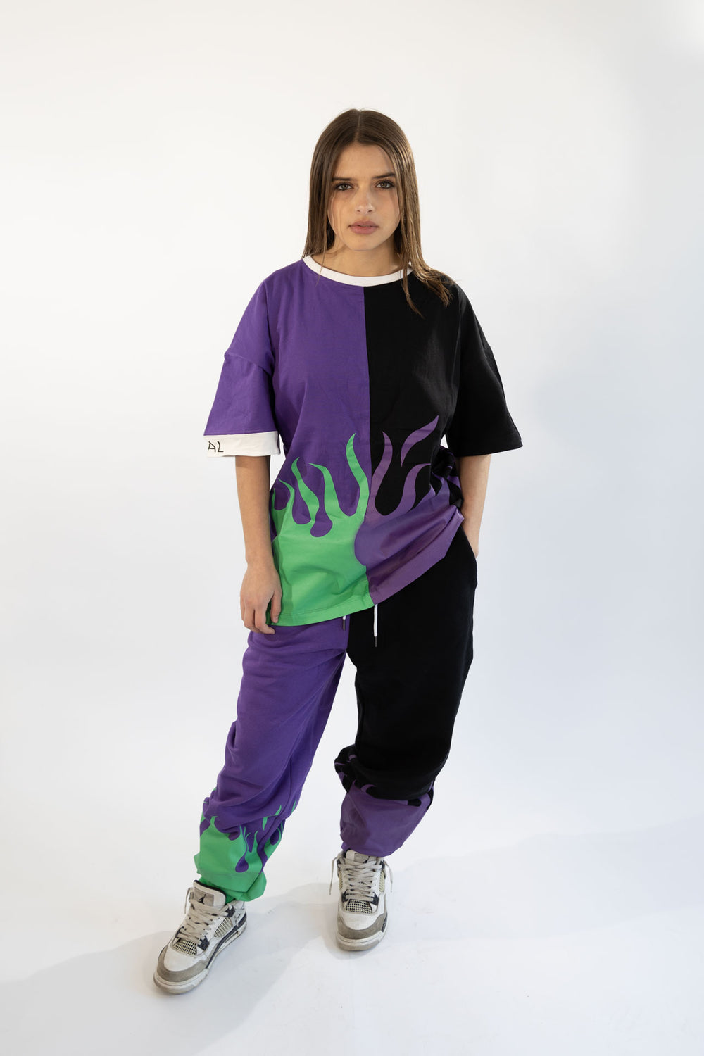 T-Shirt VIOLET et NOIR à flammes