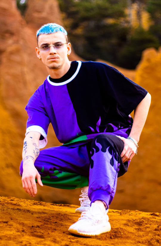 T-Shirt VIOLET et NOIR à flammes